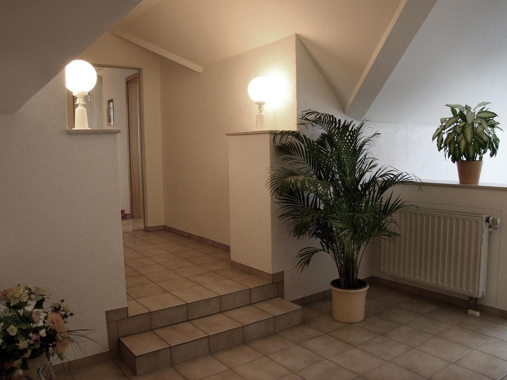 Hotel Garni Zur Bergstrasse Zwingenberg  Quarto foto
